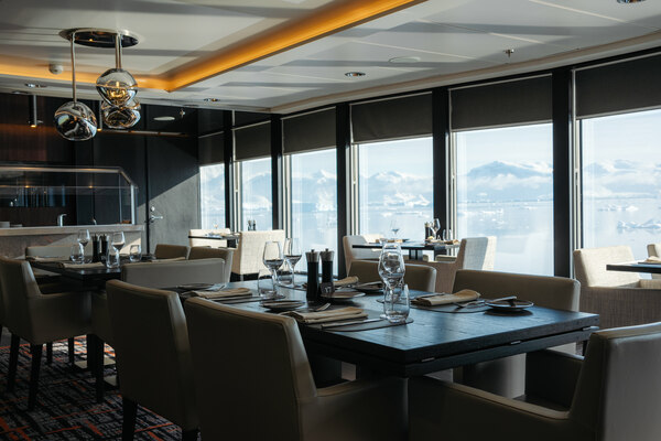 HX Hurtigruten Expeditions MS Fridtjof Nansen Lindstrøm 3 ©Tuan Lam Atomic Pixel.jpg